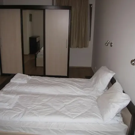 Edelweiss 3* بانسكو